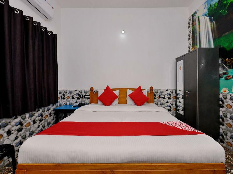 Oyo 10809 Hotel Tushar Inn Baga Bagian luar foto