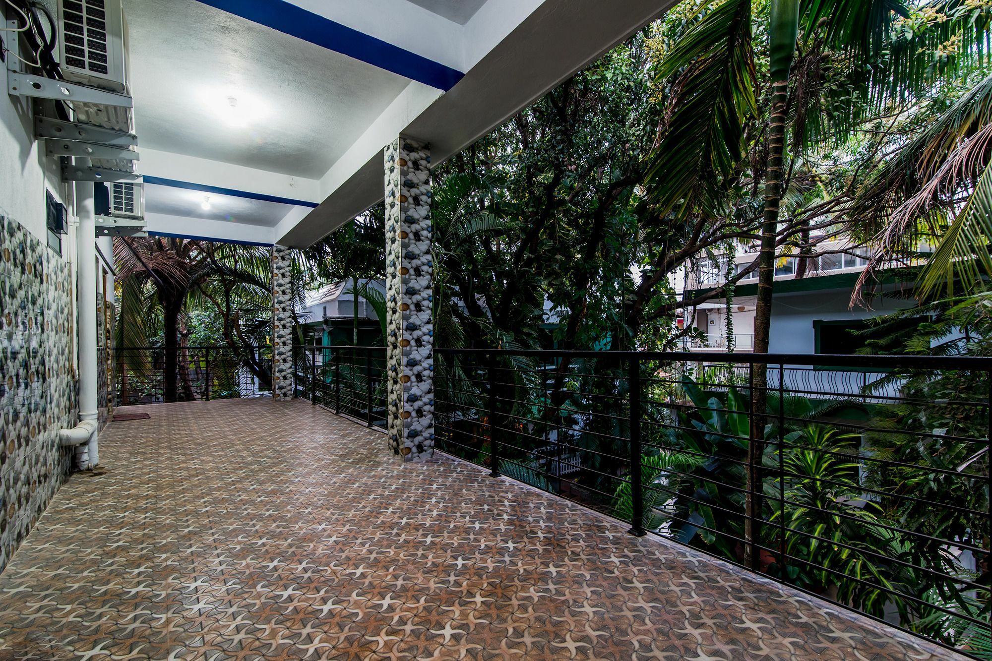 Oyo 10809 Hotel Tushar Inn Baga Bagian luar foto